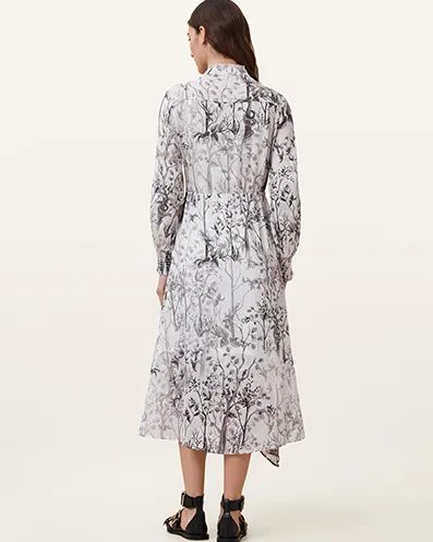 Shop the SKYLAR dress.